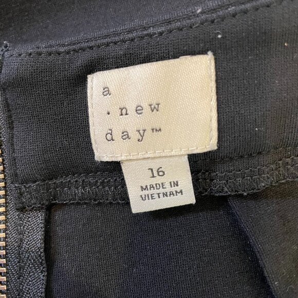 A New Day Size 16 Ponte Knit Pencil Skirt Black Exposed Back Zipper - Picture 9 of 10